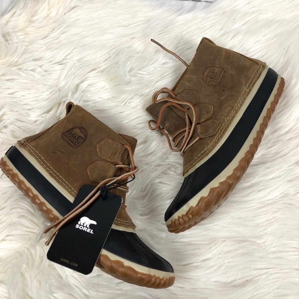 Sorel Out N About Duck Boots Lace Up